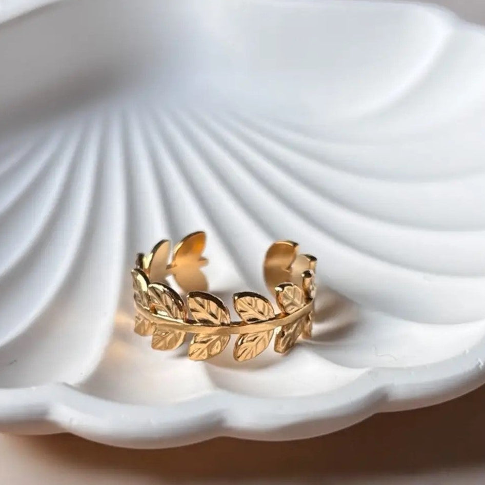 Teresa Ring