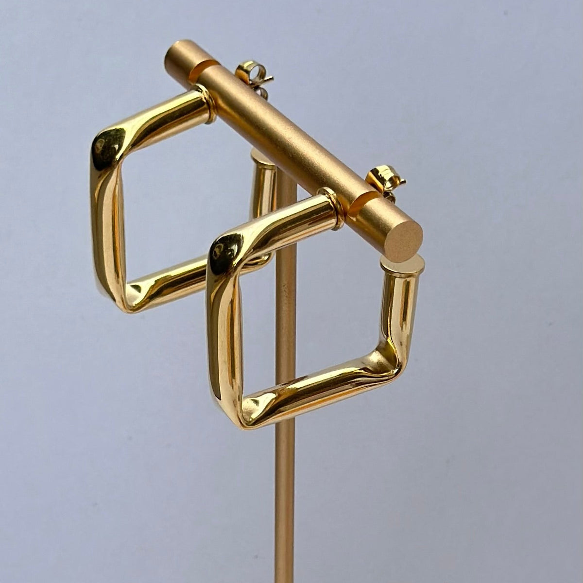Valentina Hoops