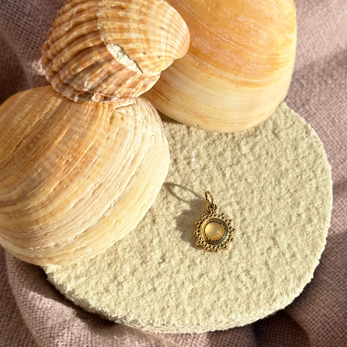 Soledad Charm