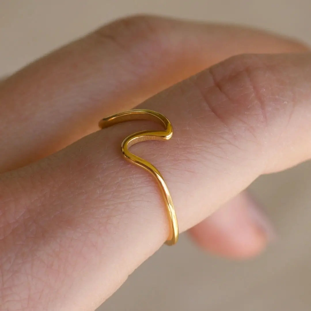 Naia Ring