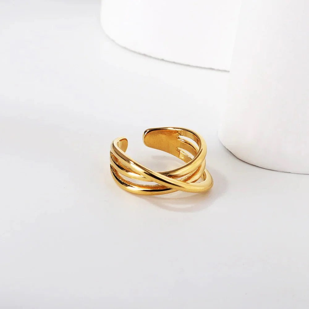 Ana Ring